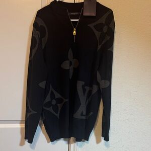 Louis Vuitton Black and Dark Gray Monogram Sweater
